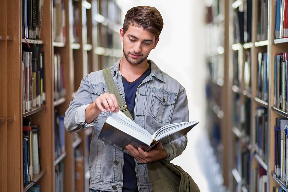 Are Roth IRAs the Ultimate College Savings Vehicle?