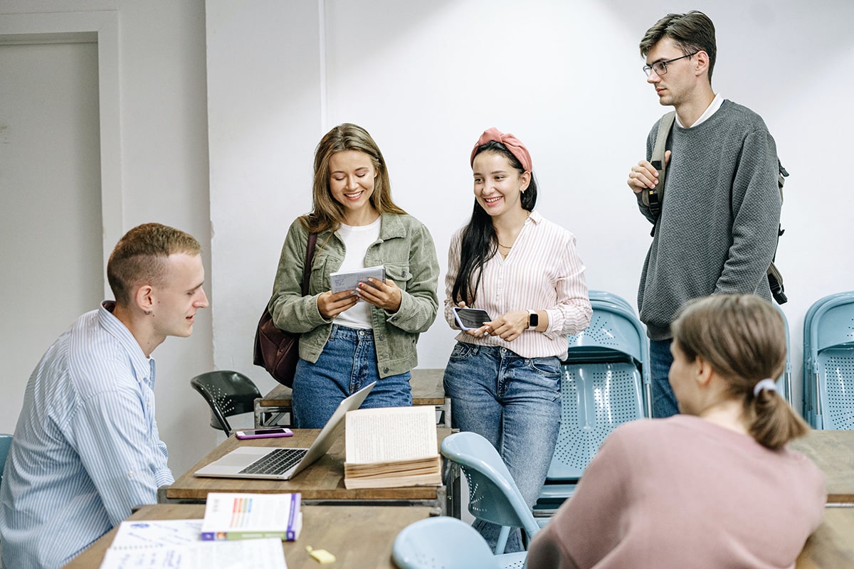 Student Loan Tips to Not Borrow Too Much